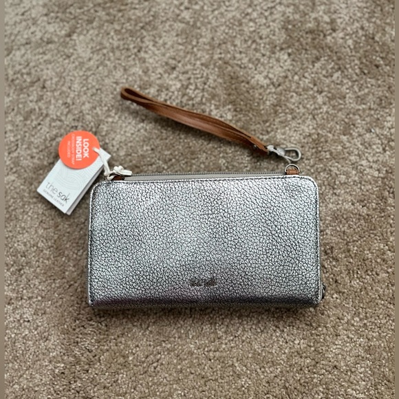 The Sak Bags Nwt The Sak Sequoia Flap Crossbody Poshmark
